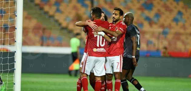 فيديو | علي معلول يسجل هدف الأهلي الثالث أمام فاركو في الدوري